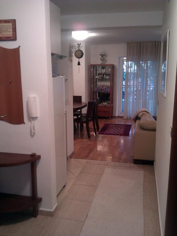 Apartmani Petrovac Na Moru Oda fotoğraf